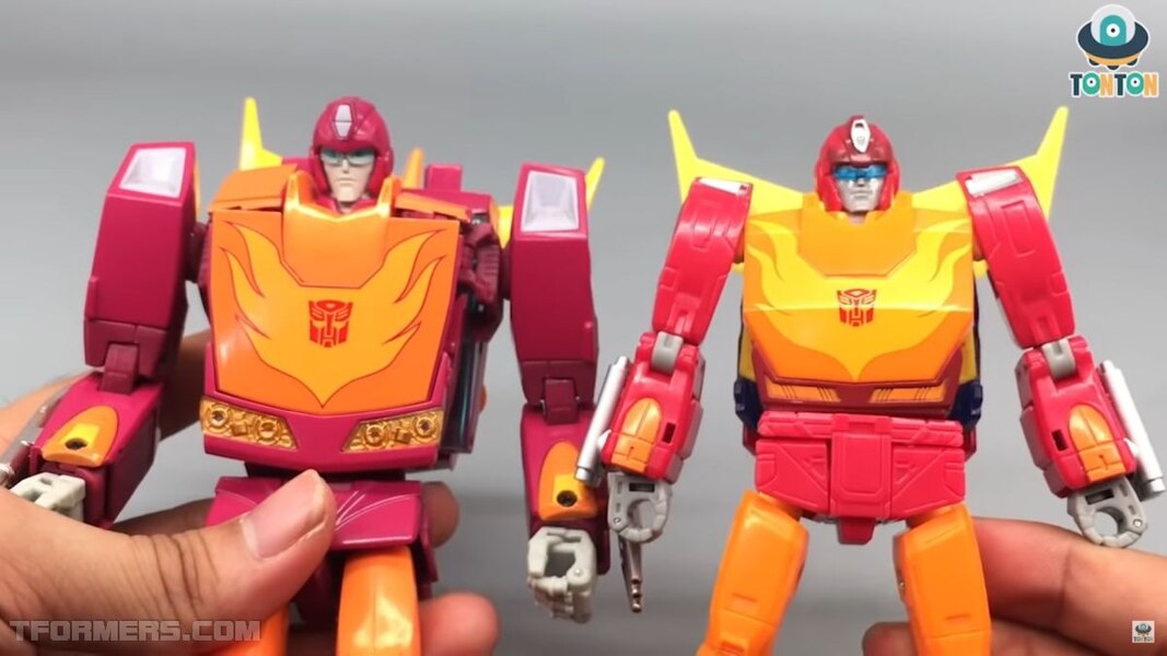 Transformer Studio Series TFTM 1986 Hot Rod In Hand Review And Images  (25 of 50)